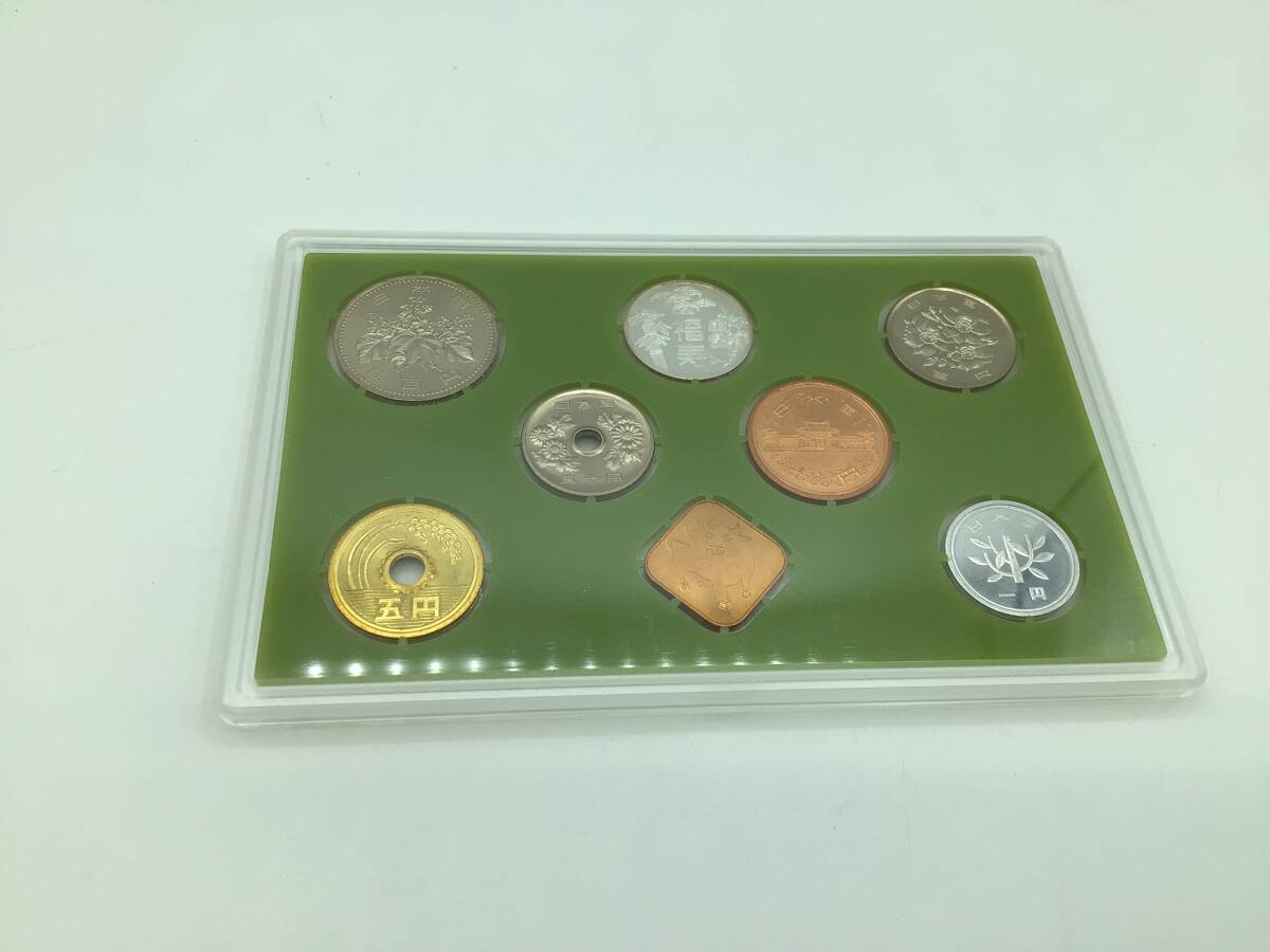 260 敬老貨幣セット 1997年 平成9年 銀製銘板つき・干支銘板つき 260 敬老貨幣セット 1997年 平成9年 銀製銘板つき・干支銘板つき
