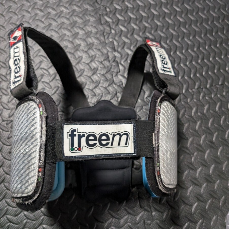 freem リブプロテクター ジュニア レーシングカート freem リブプロテクター ジュニア レーシングカート