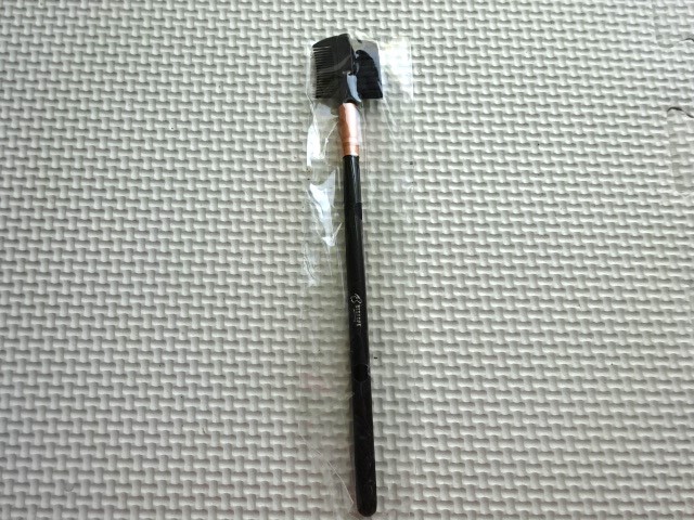 アイブローブラシ16ｃｍ　まゆげコーム
