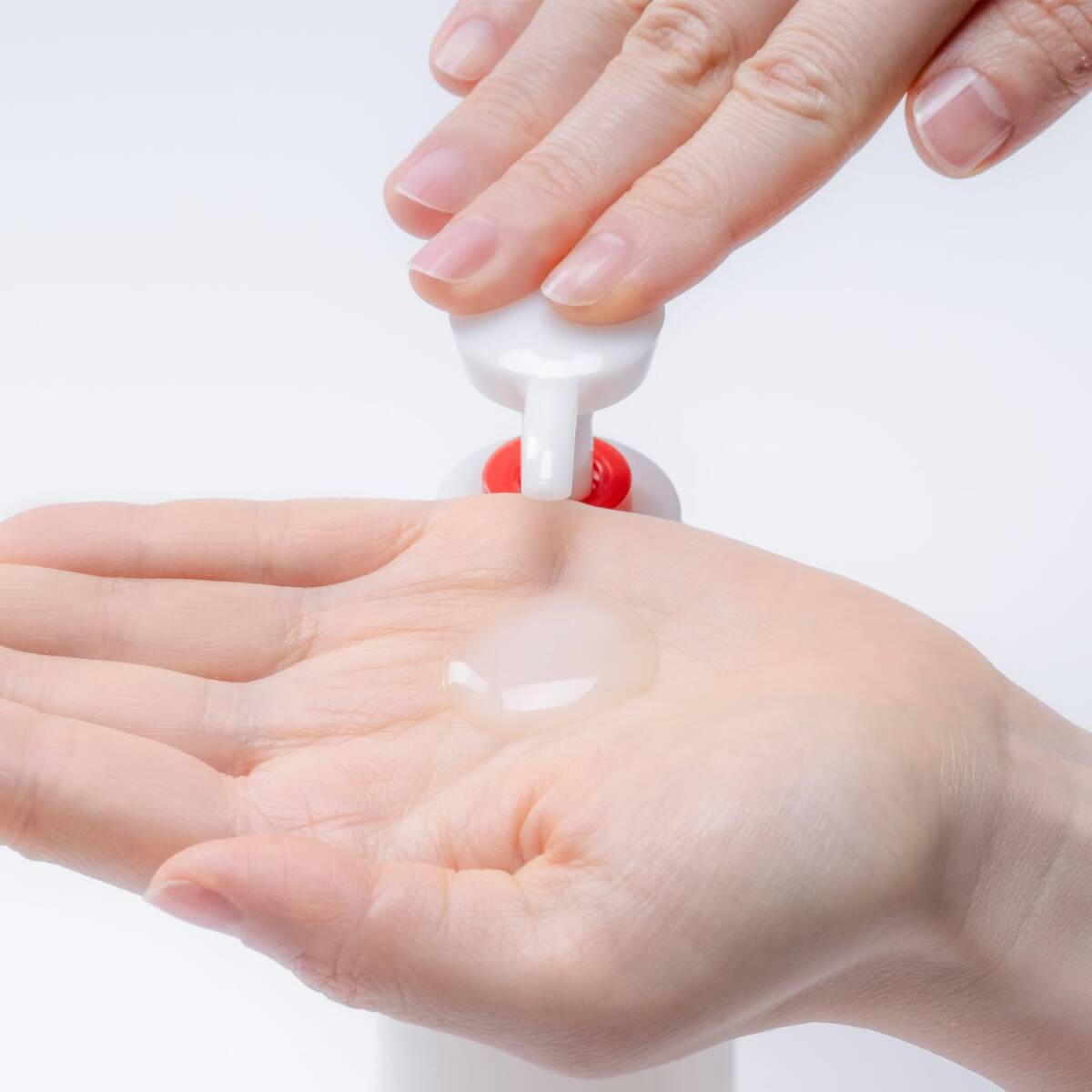 モイスチュアマイルド　ホワイト　リンクルケア　パーフェクトエッセンス 容量230ML化粧品_画像4