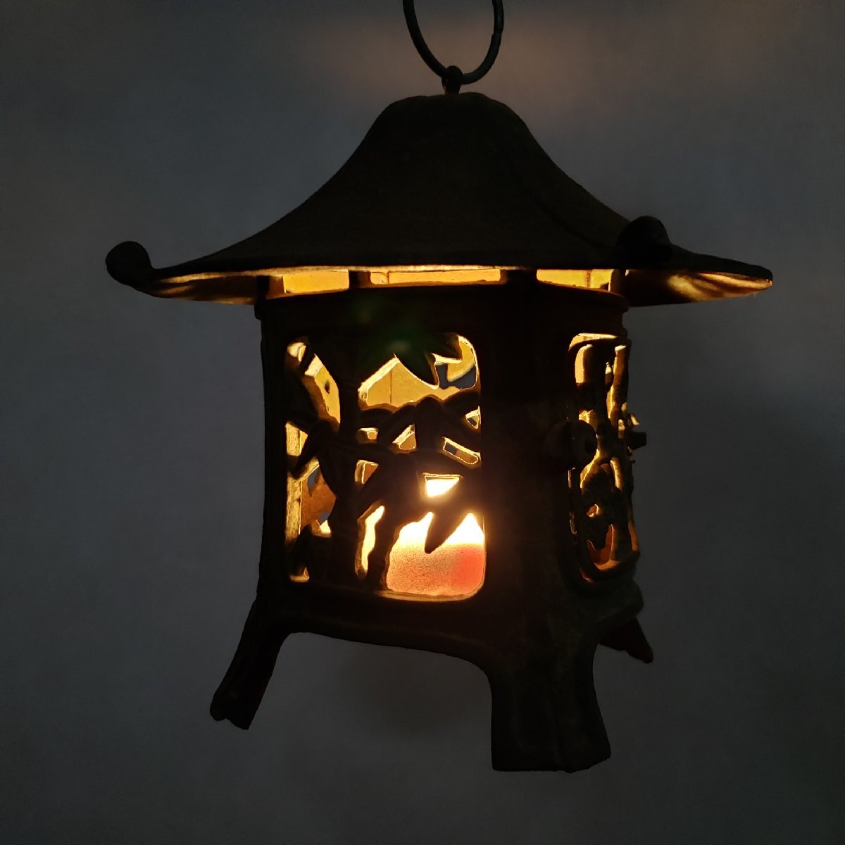 #XG447 時代物・鉄製・吊り燭台・行燈・ランタン・アンティーク・骨董 XG447 時代物・鉄製・吊り燭台・行燈・ランタン・アンティーク