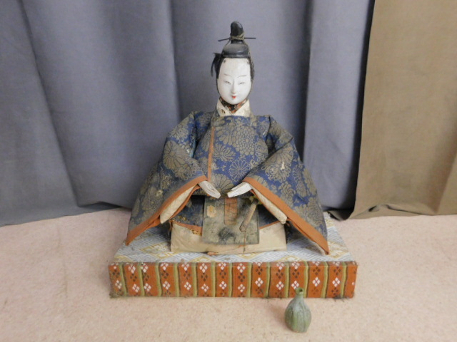 4753△古い 人形 享保雛 江戸時代 日本人形 雛人形 蔵出し 骨董 4753△古い 人形 享保雛 江戸時代 日本人形 雛人形 蔵出し 骨董