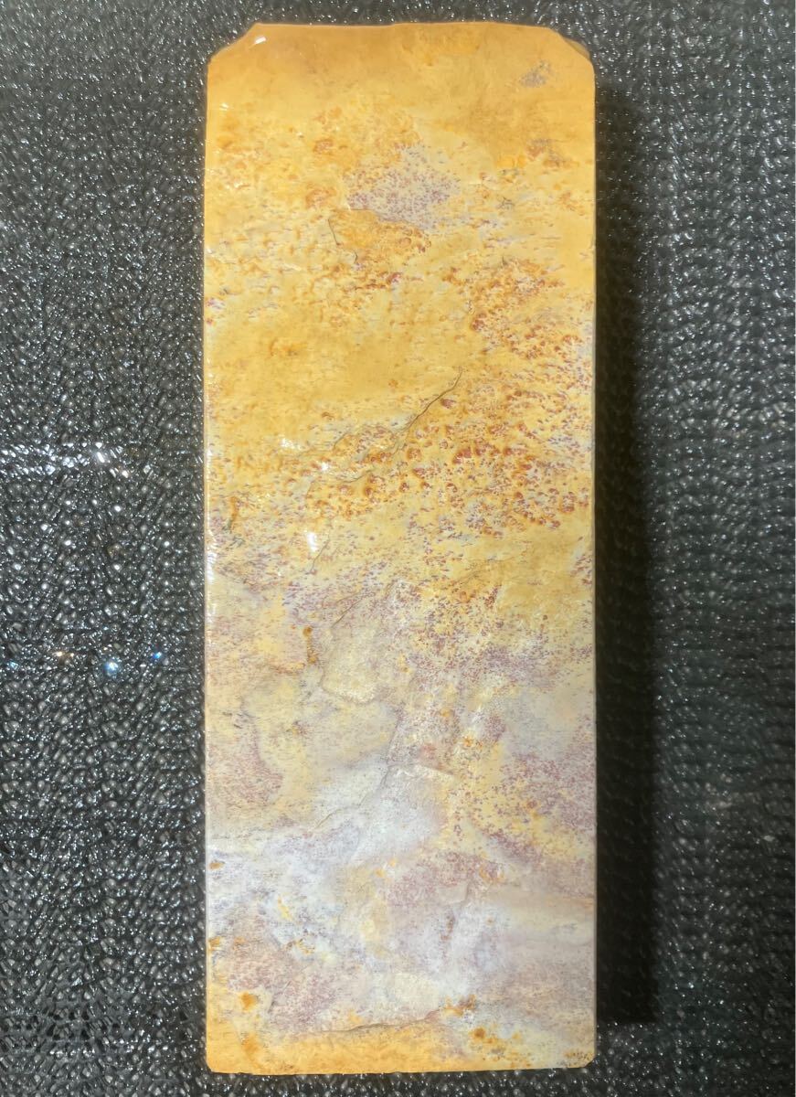 天然砥石 京都 大平 白巣板 蓮華 希少 重さ470g 合砥 仕上砥 鉋 天然砥石 京都 大平 白巣板 蓮華 希少 重さ470g 合砥 仕上砥 鉋