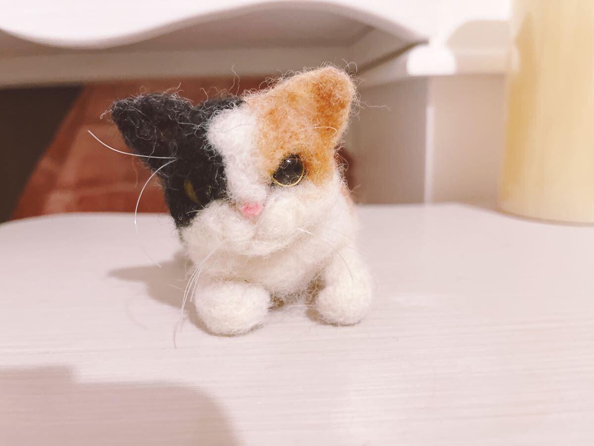 羊毛フェルト　ハンドメイド　ねこ　猫　cat ニードル　箱座り