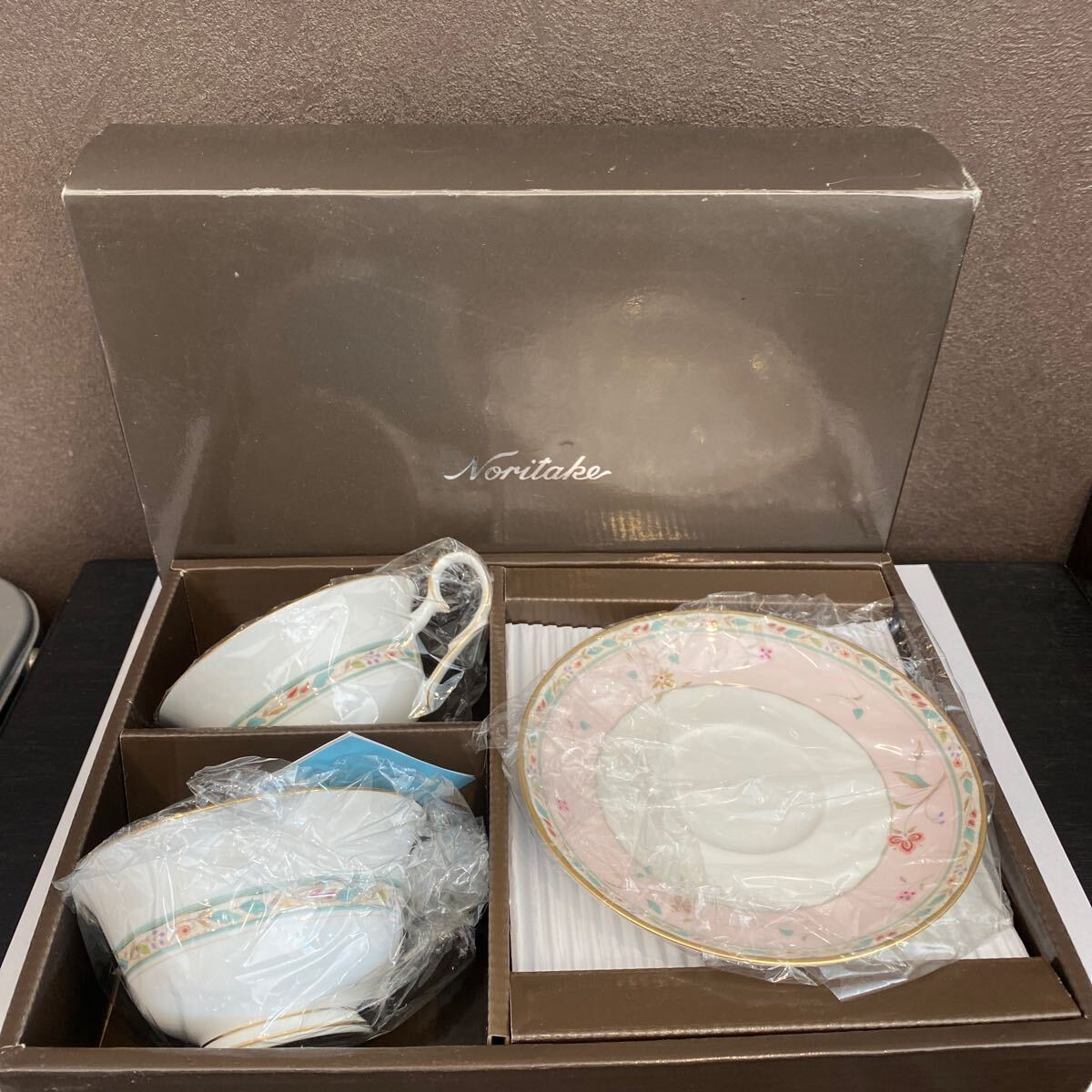 Noritake ノリタケ カップ ソーサー　2客　花更紗　未使用