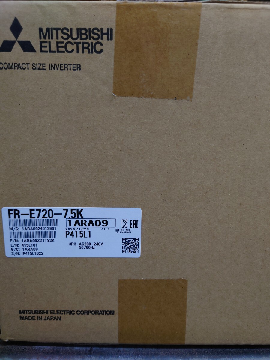 新品　三菱電機 インバータ FR-E720-7.5K
