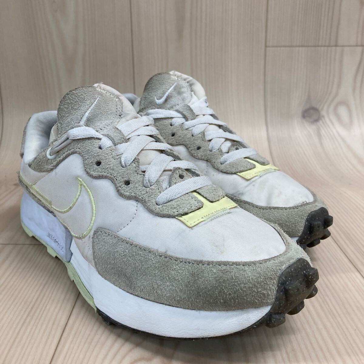 GFK2 NIKE ナイキ FONTANKA WAFFLE フォンタンカワッフル スエード ランニングシューズ カジュアルシューズ ホワイト レディース 22.5cm