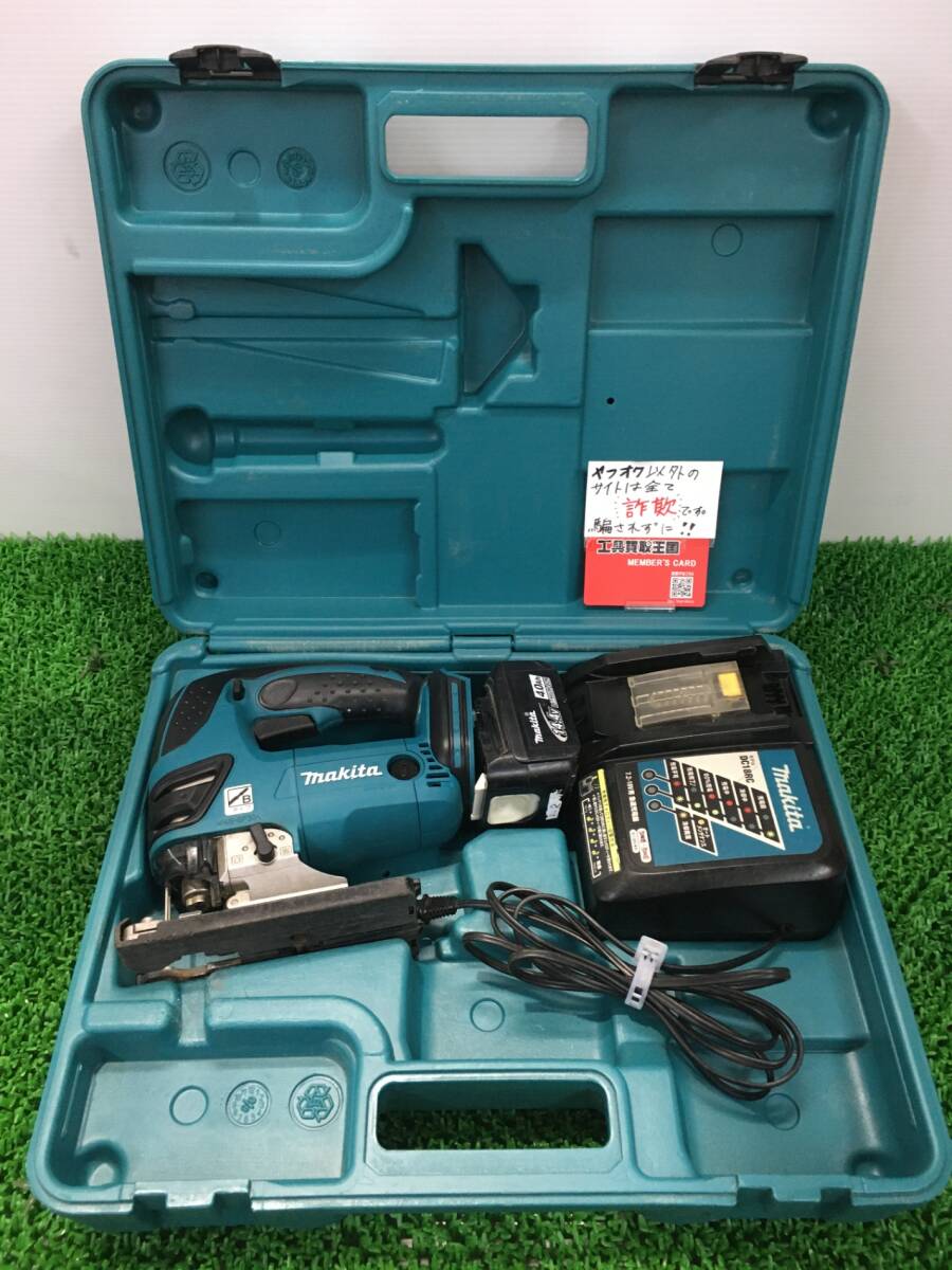 【中古品】【0907】★makita(マキタ) 14.4v充電式ジグソー 本体付属バッテリー搭載モデル JV140DRF　IT1VU6QOCWB7