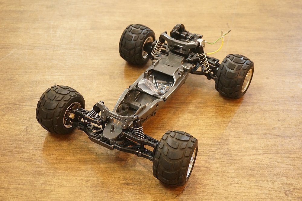 5100円 TAMIYA タミヤ 1/10電動RCレーシングバギー DT-03 5100円 TAMIYA タミヤ 1/10電動RCレーシングバギー DT-03