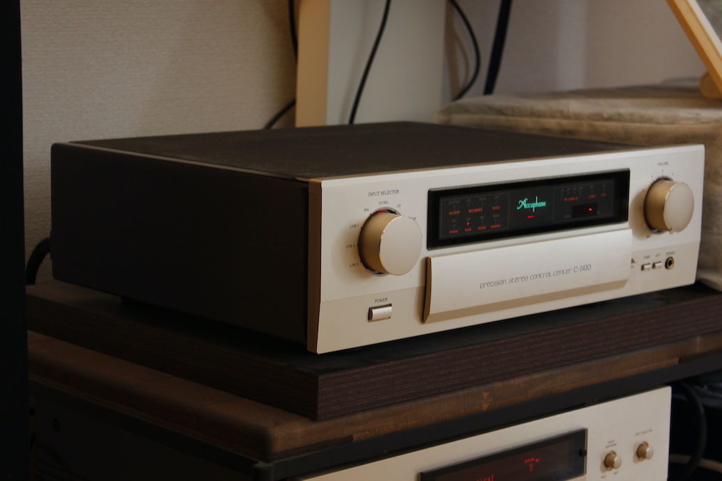 Accuphase アキュフェーズ プリアンプ C-2420 美品