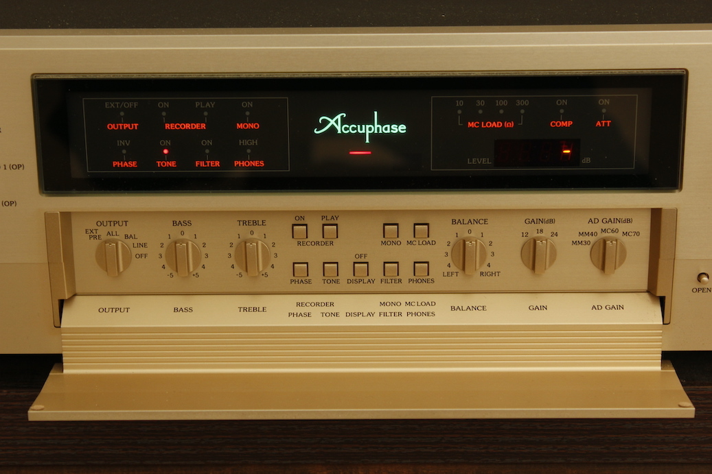 Accuphase アキュフェーズ プリアンプ C-2420 美品
