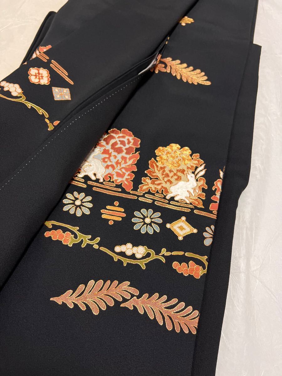 逸品 黒留袖 刺繍 兎 着丈166cm 五つ紋 黒留 正絹 袷