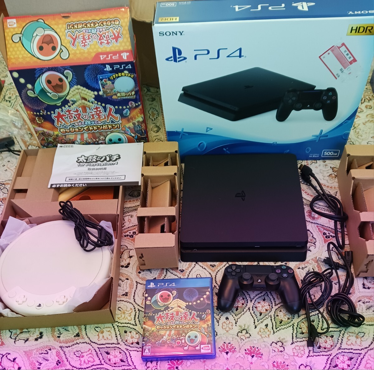 豪華　PS4　CUH-2100A　本体一式　送料無料　 動作品 太鼓の達人 セッションでドドンがドン! 同梱版 (太鼓とバチ) 　おまけ付き SONY