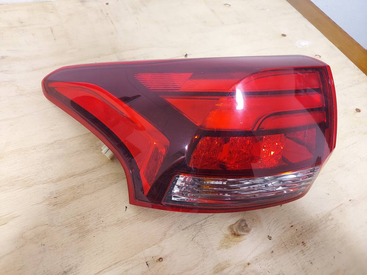 未使用 フィリピン 1998年 独立宣言100年記念 高額 大型2000ピソ