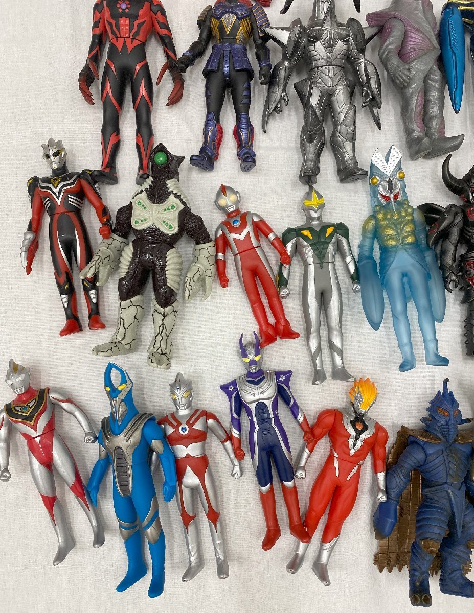 10YM白10004F】☆1円スタート☆ウルトラマン☆ウルトラ怪獣 10YM白10004F】☆1円スタート☆ウルトラマン☆ウルトラ怪獣