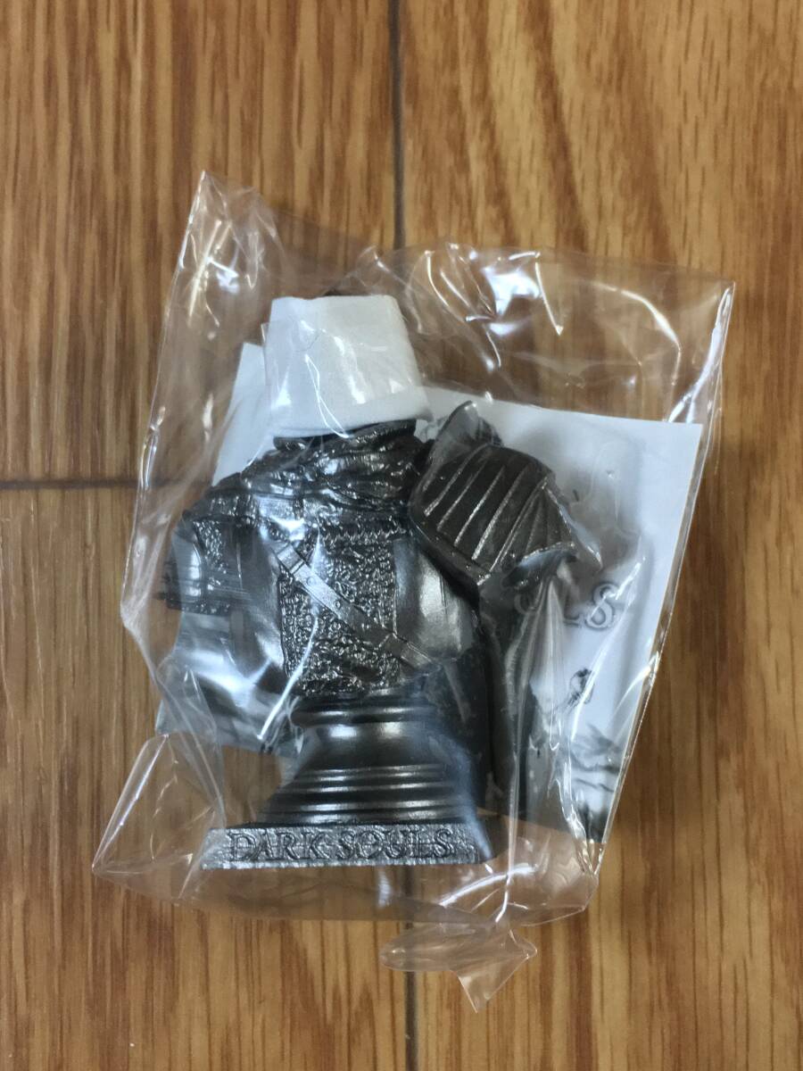 新品】Amazon限定 DARK SOULS REMASTERED+amiibo 太陽の戦士 新品】Amazon限定 DARK SOULS REMASTERED+amiibo 太陽の戦士