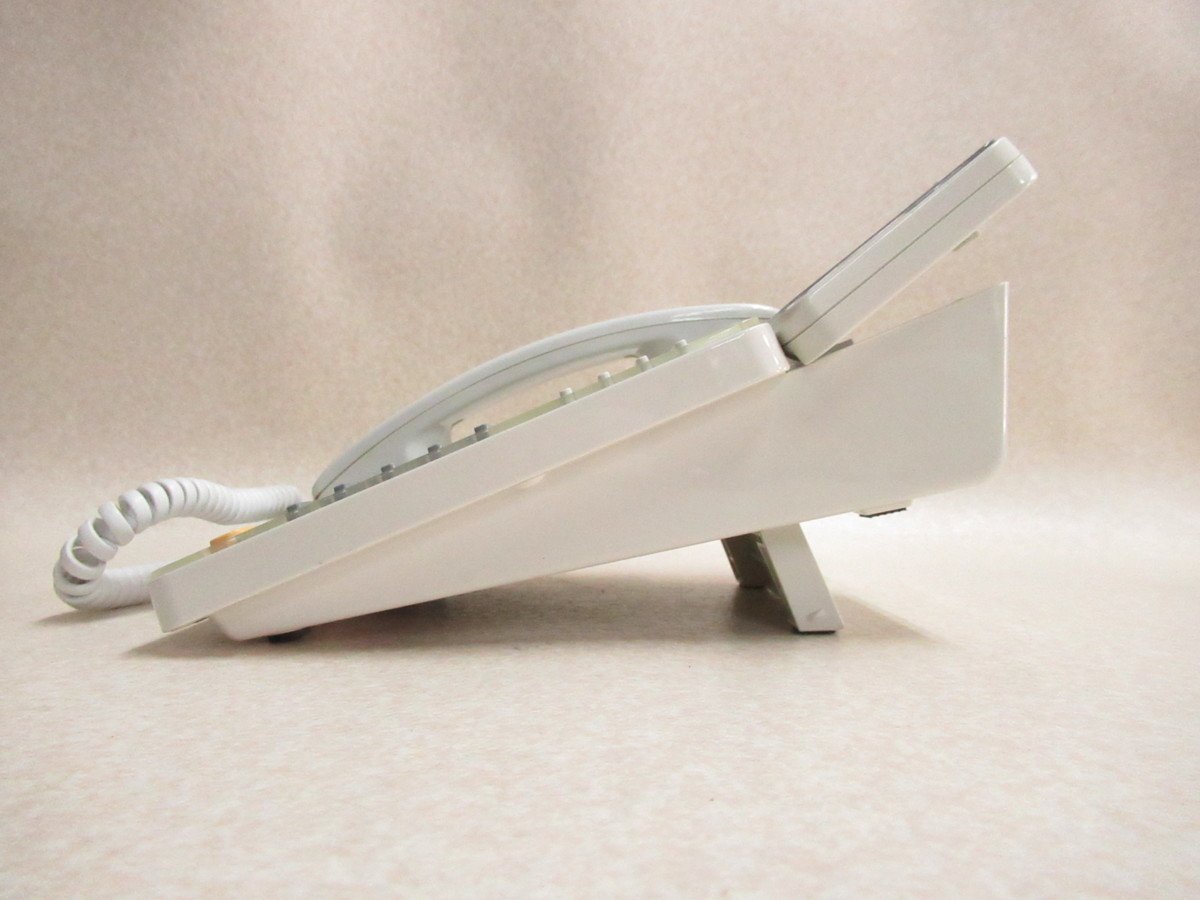 Ω XA2 1260 保証有 キレイ NTT 24ボタンスター 標準電話機 GX Ω XA2 1260 保証有 キレイ NTT 24ボタンスター 標準電話機 GX