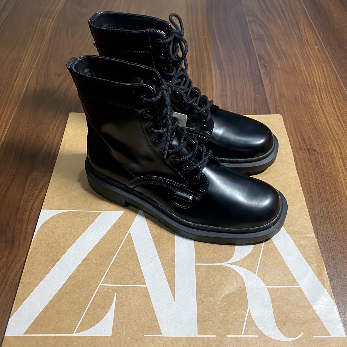 新品 ZARA 8ホール レースアップブーツ 26 0cm 40 BLACK メンズ 新品 ZARA 8ホール レースアップブーツ 26 0cm 40 BLACK メンズ
