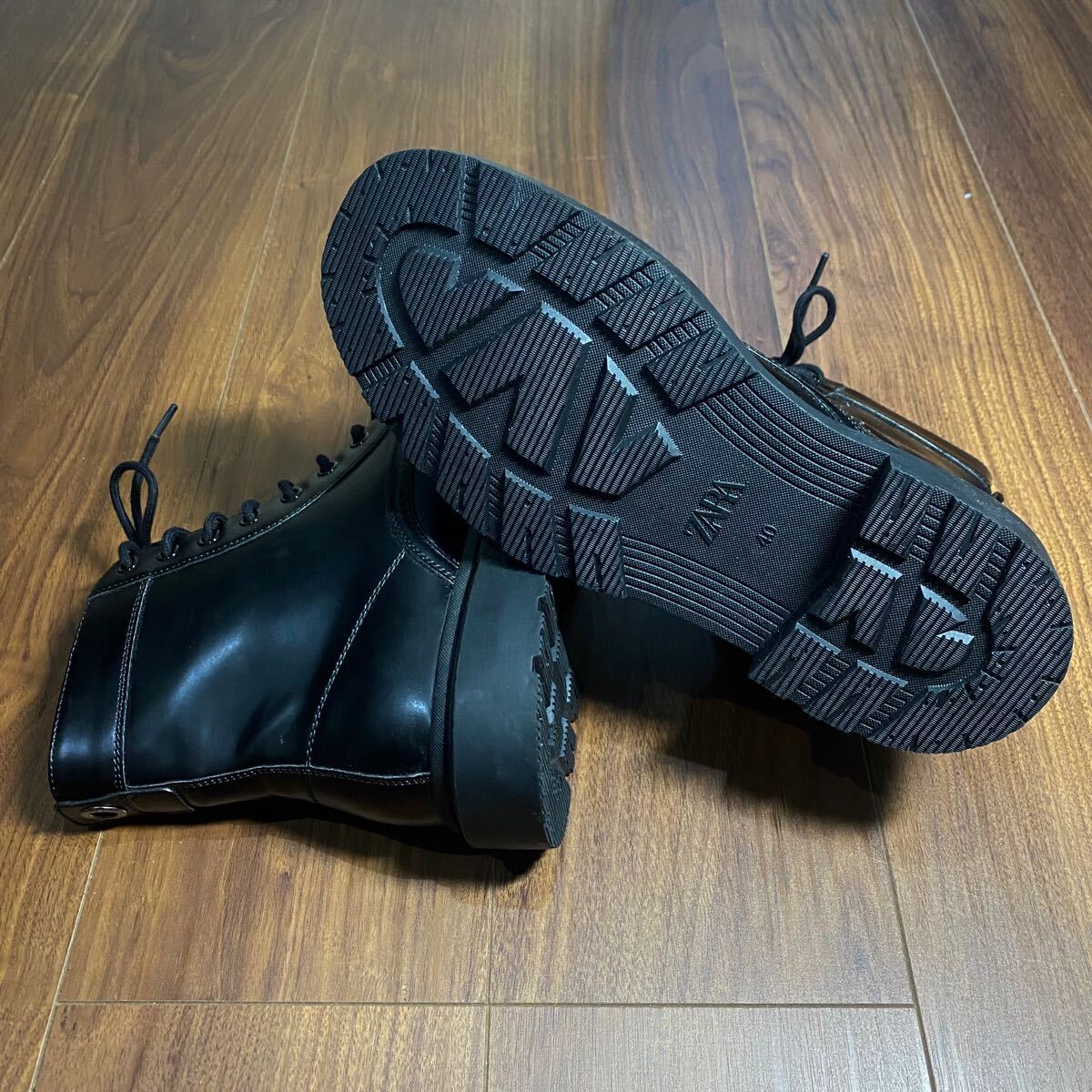 新品 ZARA 8ホール レースアップブーツ 26 0cm 40 BLACK メンズ 新品 ZARA 8ホール レースアップブーツ 26 0cm 40 BLACK メンズ