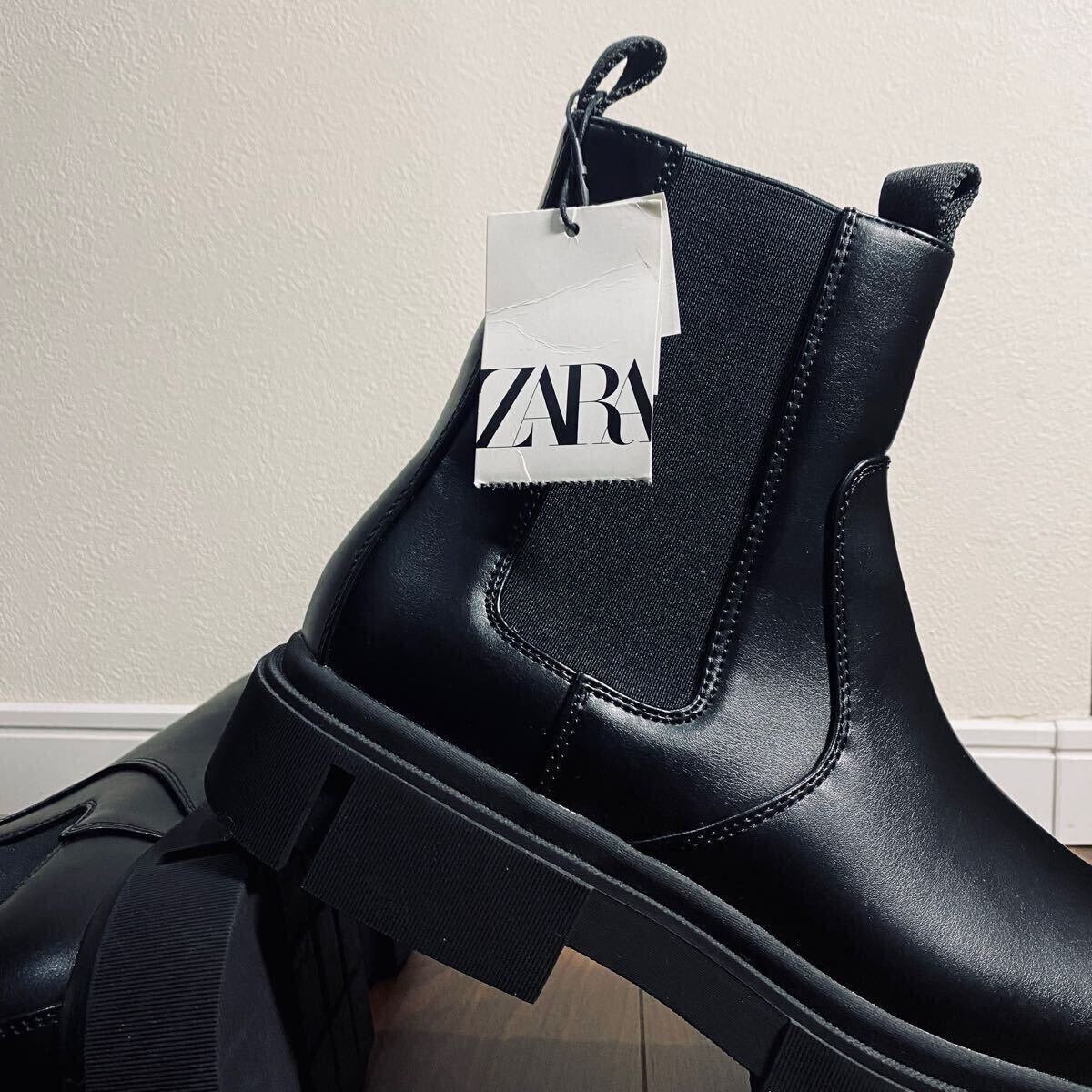新品 ZARA サイドゴア チャンキートラックソールブーツ 27 0cm 新品 ZARA サイドゴア チャンキートラックソールブーツ 27 0cm