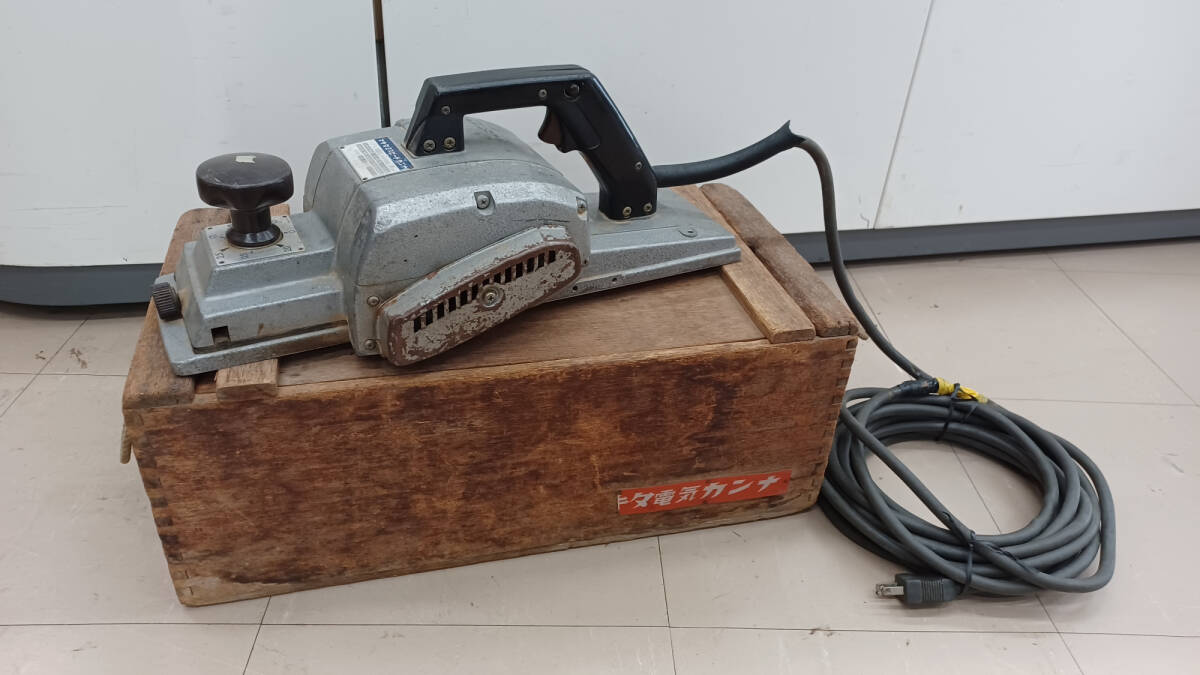【中古品】マキタ 2スピードカンナ 1804A 電動工具/ITU8ZRYS1BWG