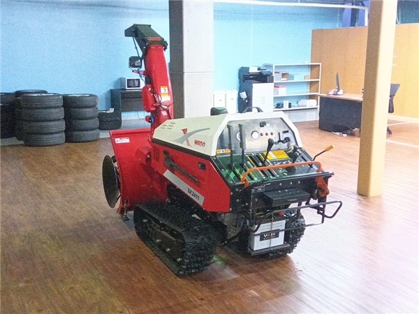 横手発 WADO ワドー 除雪機 SX2411 328アワー 始動確認OK 売切 横手発 WADO ワドー 除雪機 SX2411 328アワー 始動確認OK 売切