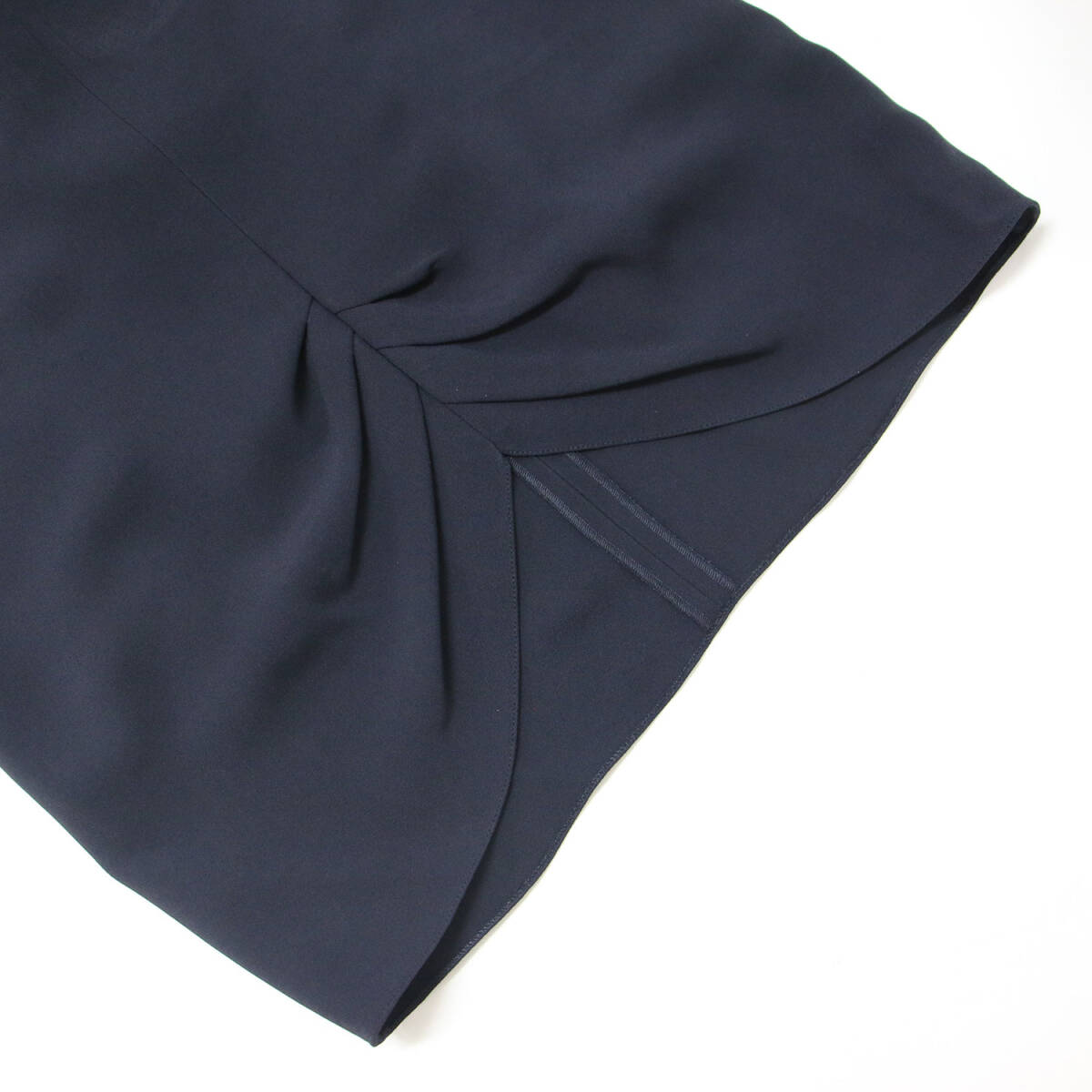 EMPORIO ARMANI Emporio Armani One-piece темно-синий темно-синий размер :40(L) жоржет midi One-piece / платье короткий рукав тугой