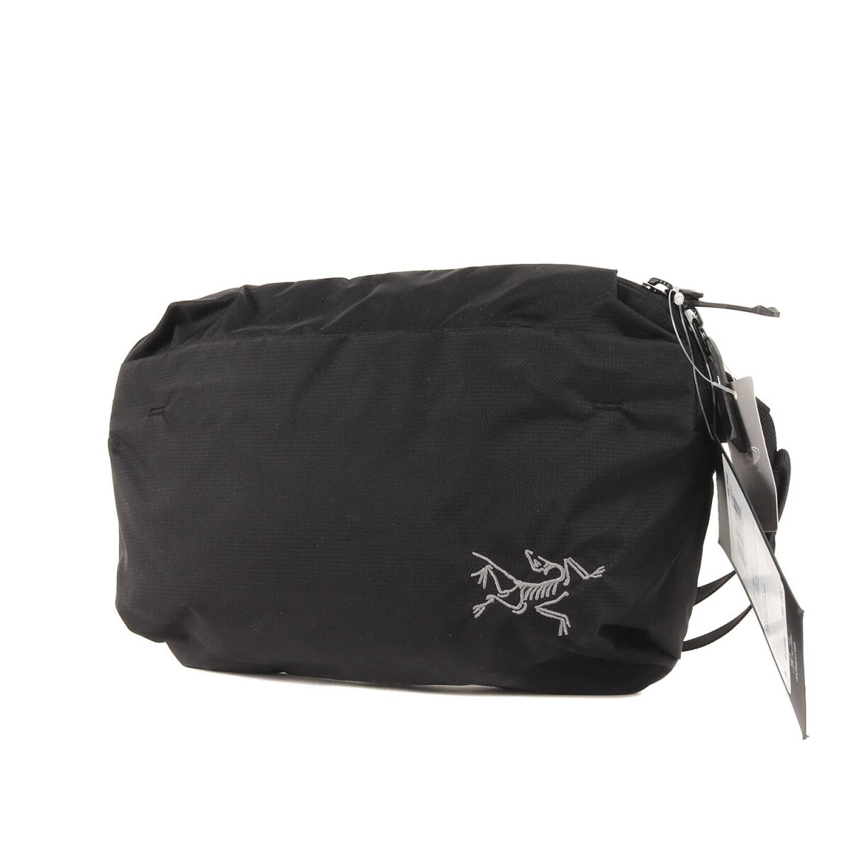 新品 ARC TERYX アークテリクス バッグ / ヒリアド 6クロス ボディバック (Heliad 6 Crossbody Bag 28414-138469 / 2022年製) / ブラック