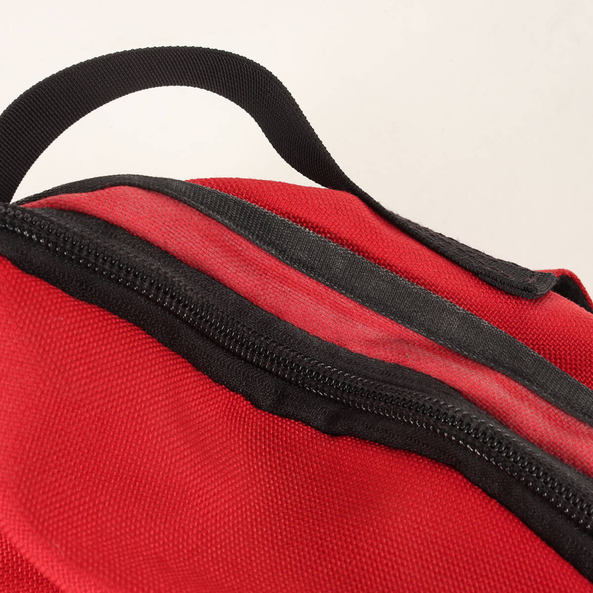 Supreme シュプリーム バッグ / サイドロゴ コーデュラナイロン バックパック (Logo Backpack) / レッド / ブランド カバン