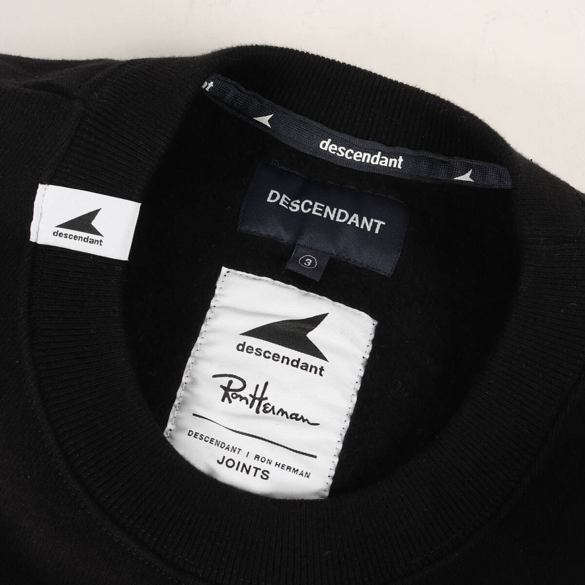 【新品同様】DESCENDANT ディセンダント スウェット 3 / 24AW Ron Herman アーチロゴ チーム スウェットシャツ (Team Sweat Pullover)