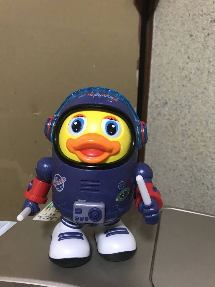 Topsky ダンススペーダック 電動ロボット 電気 電動アヒル 多機能ロボット