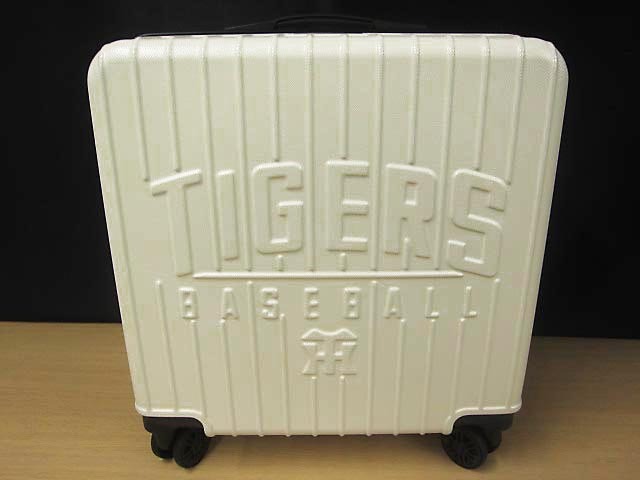 阪神タイガース ファンクラブ ダイヤモンドプラス 会員特典 キャリーケース