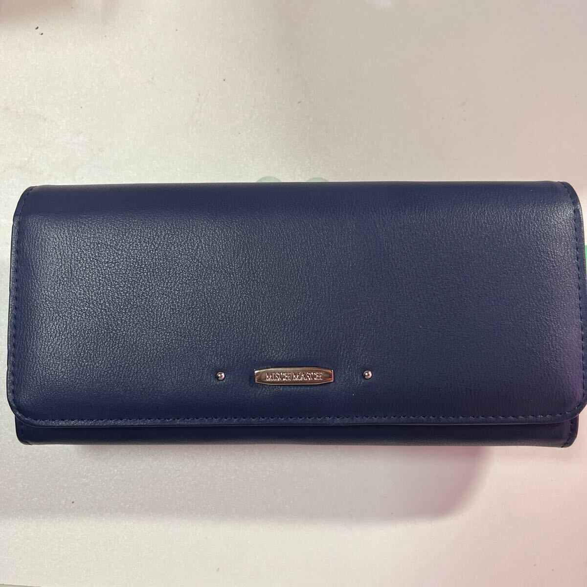 MISCH MASCH 二つ折り長財布　 レザー　ネイビー　ロングウォレット　ミッシュマッシュ　　がま口　レディース　ブランド