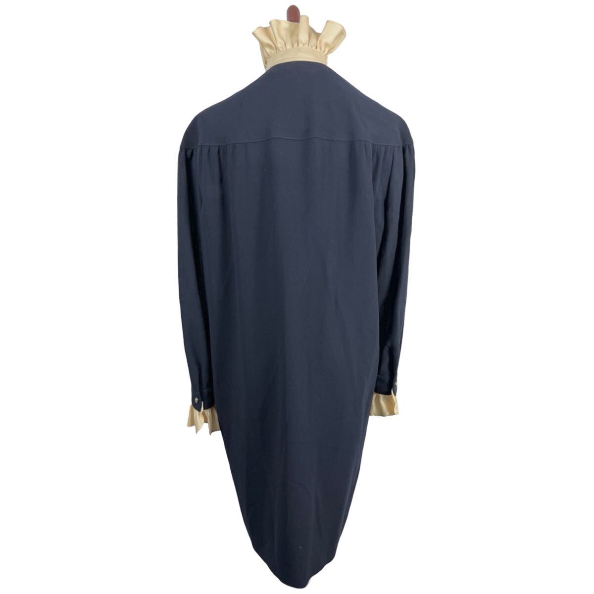 vintage miss ashida ヴィンテージ　ミスアシダ　首元フリル装飾　ネイビー　長袖　シャツワンピース_画像2