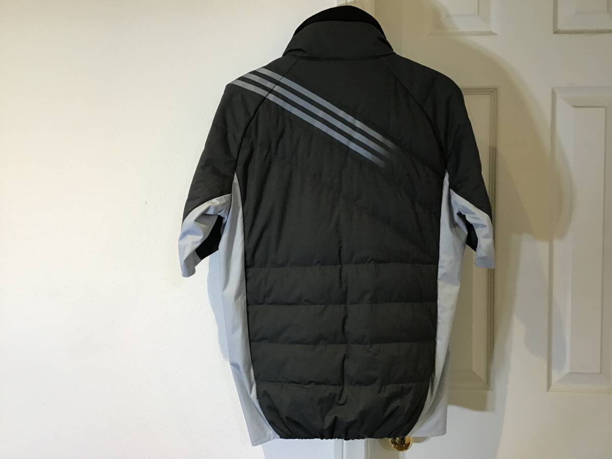 良品 adidas アディダス 半袖防寒ダウンジャケット Mサイズ 良品 adidas アディダス 半袖防寒ダウンジャケット Mサイズ