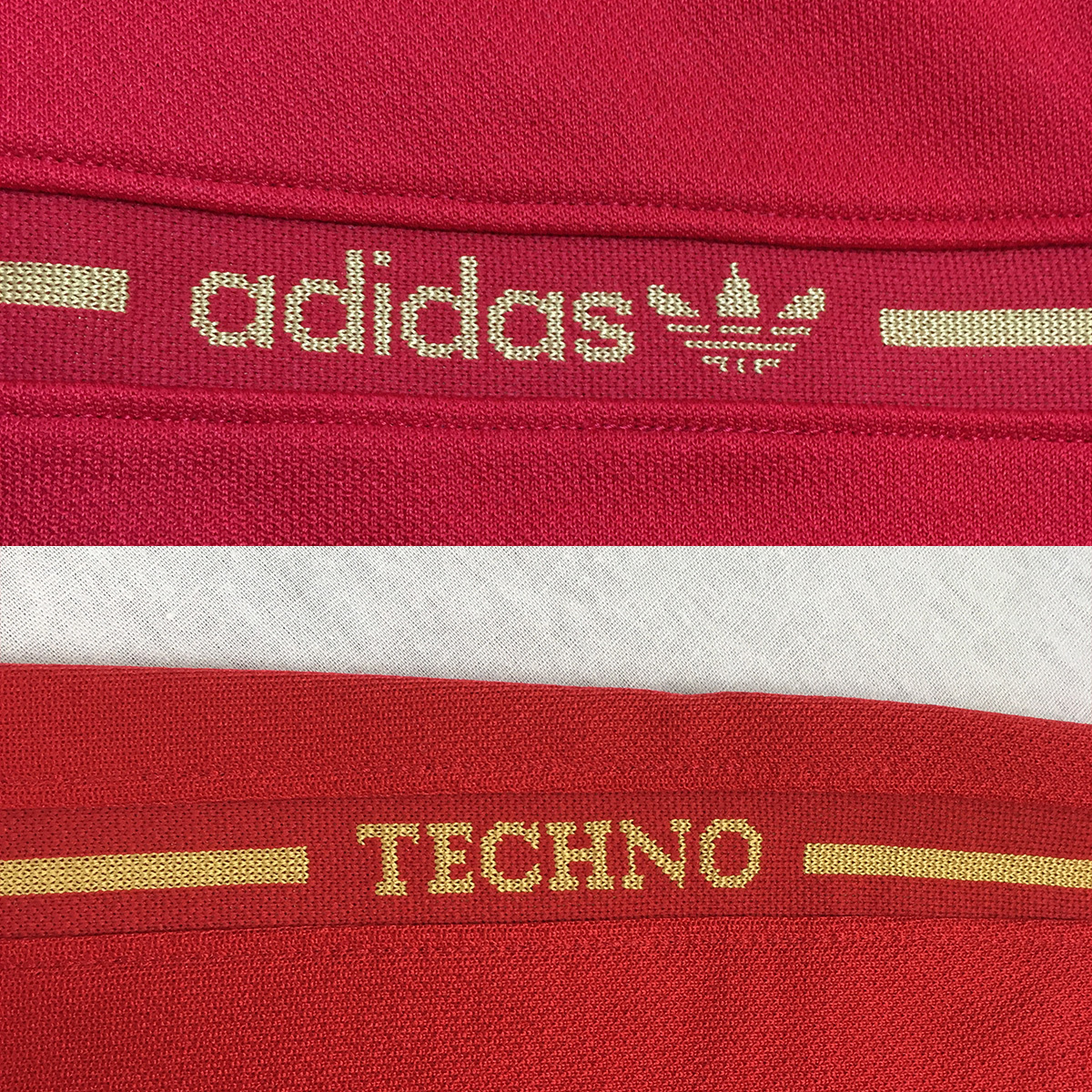 美品】adidas Originals アディダス オリジナルス TAD-8 TECHNO 美品】adidas Originals アディダス オリジナルス TAD-8 TECHNO