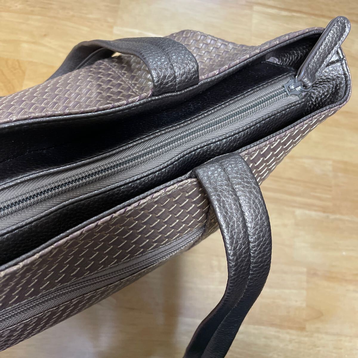 新品未使用！タグ付き！ルイシャンタン Lui Chantant トートバッグ ゴールド ワールド バッグ_画像10