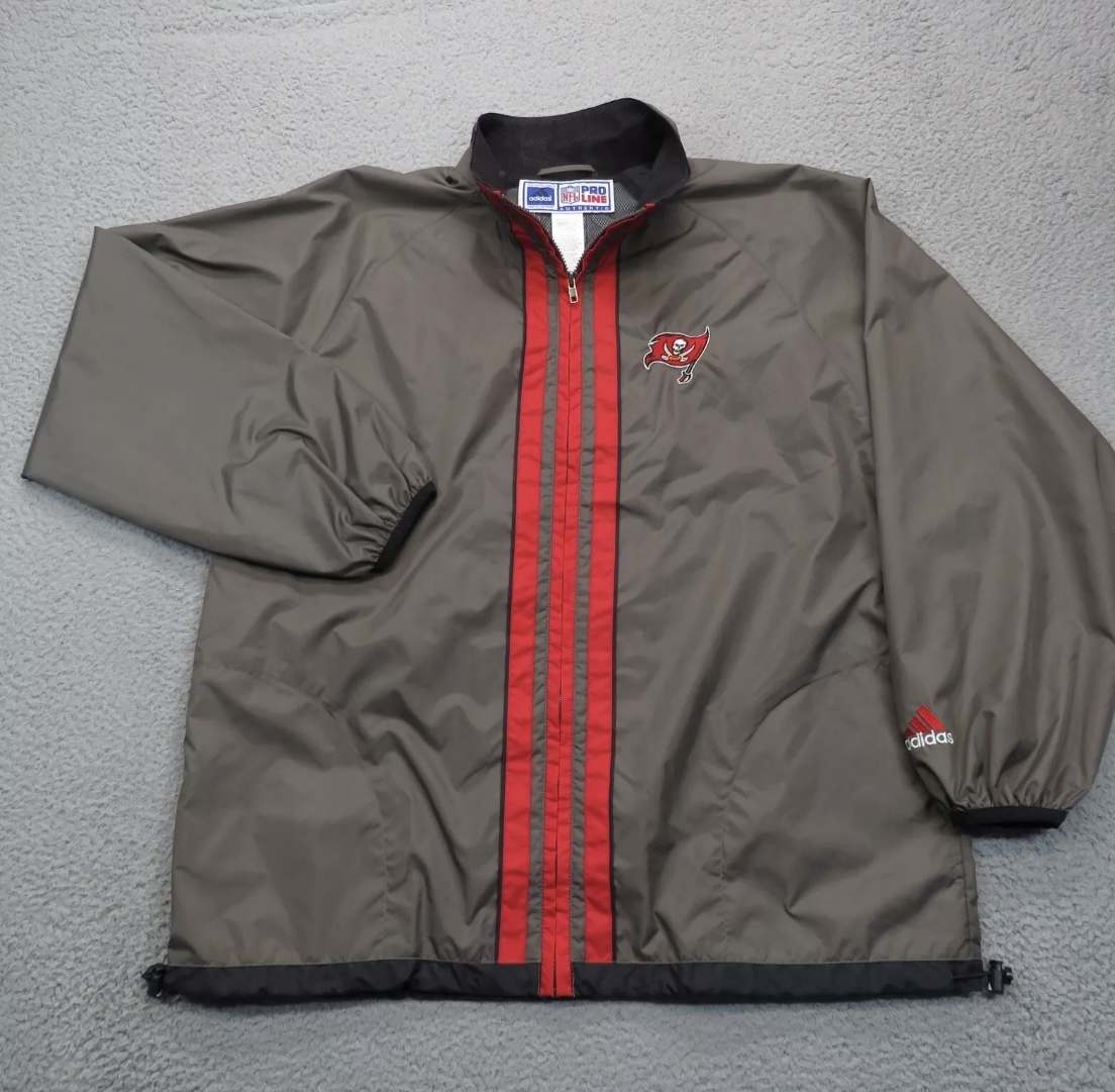 送料無料　adidas NFL Tampa Bay Buccaneers タンパベイバッカニアーズ トラックスーツ メンズ ラージ アディダス 90s ウィンドブレーカー