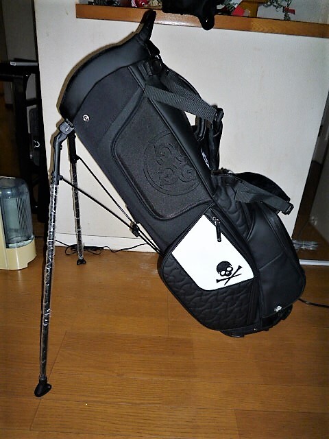 12070円 新品保管品 G/FORE トランスポーター3 VESSELコラボ 12070円 新品保管品 G/FORE トランスポーター3 VESSELコラボ