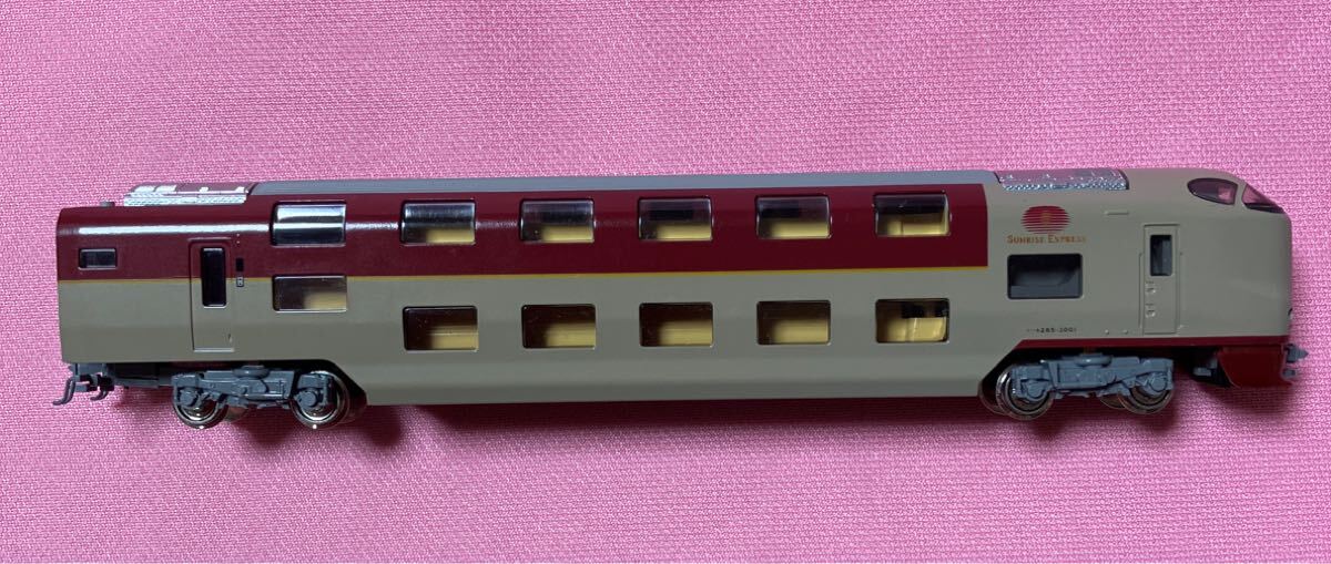 【中古鉄道模型・先頭車両のみ】KATO「クハネ285-3001《サンライズエクスプレス》10-387 7両セットバラシ　ライト点灯しました　Nゲージ_画像4