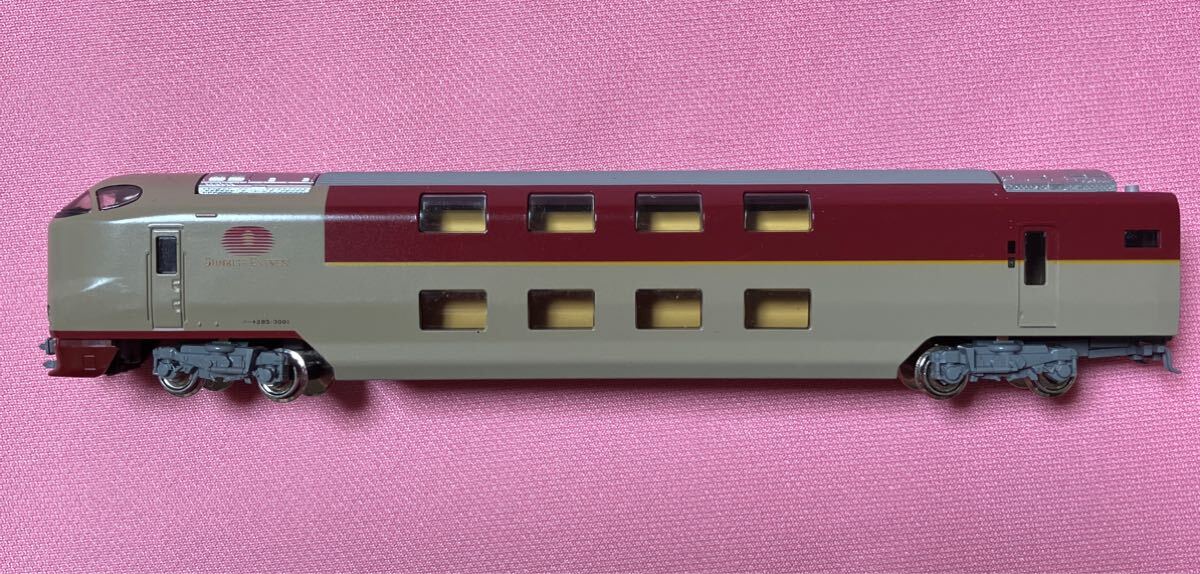 【中古鉄道模型・先頭車両のみ】KATO「クハネ285-3001《サンライズエクスプレス》10-387 7両セットバラシ　ライト点灯しました　Nゲージ_画像3