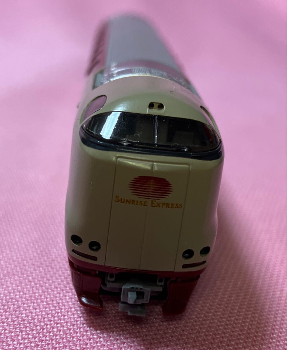 【中古鉄道模型・先頭車両のみ】KATO「クハネ285-3001《サンライズエクスプレス》10-387 7両セットバラシ　ライト点灯しました　Nゲージ_画像7