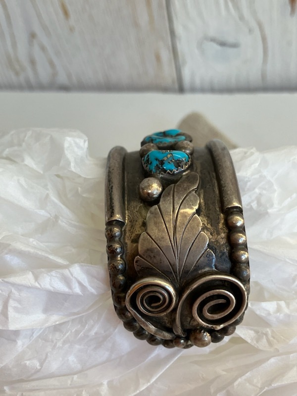 超希少!ナバホVTG【スネーク】✖️【ターコイズ】バングル1920’s USA NAVAJO族 巨匠 故『Gibson Nez/ギブソン・ネズ』 スモーキー