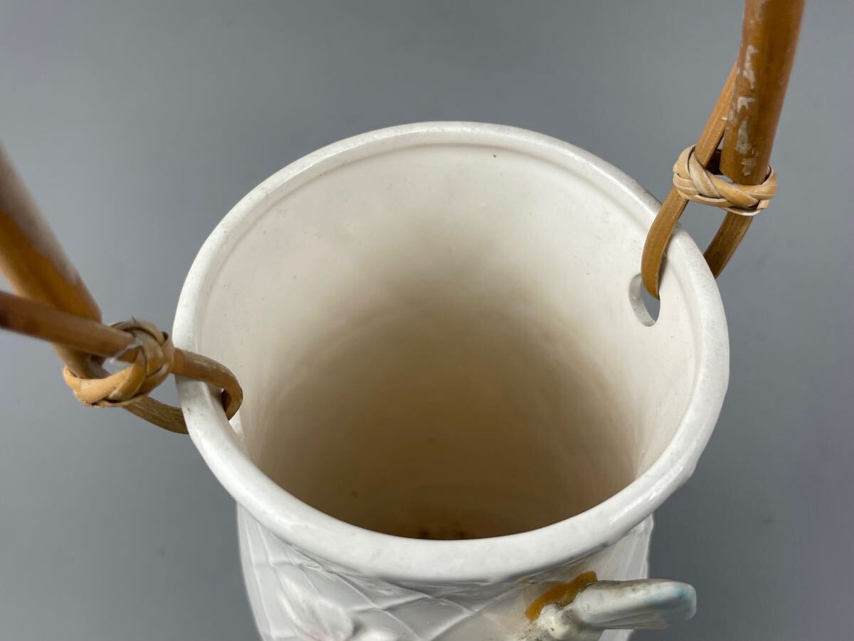 昭和レトロ 花柄 蝶々 装飾花瓶 陶器 陶芸 コスモス 高さ約30cm インテリア フラワーベース 花器 イタリア風 アンティーク_画像9