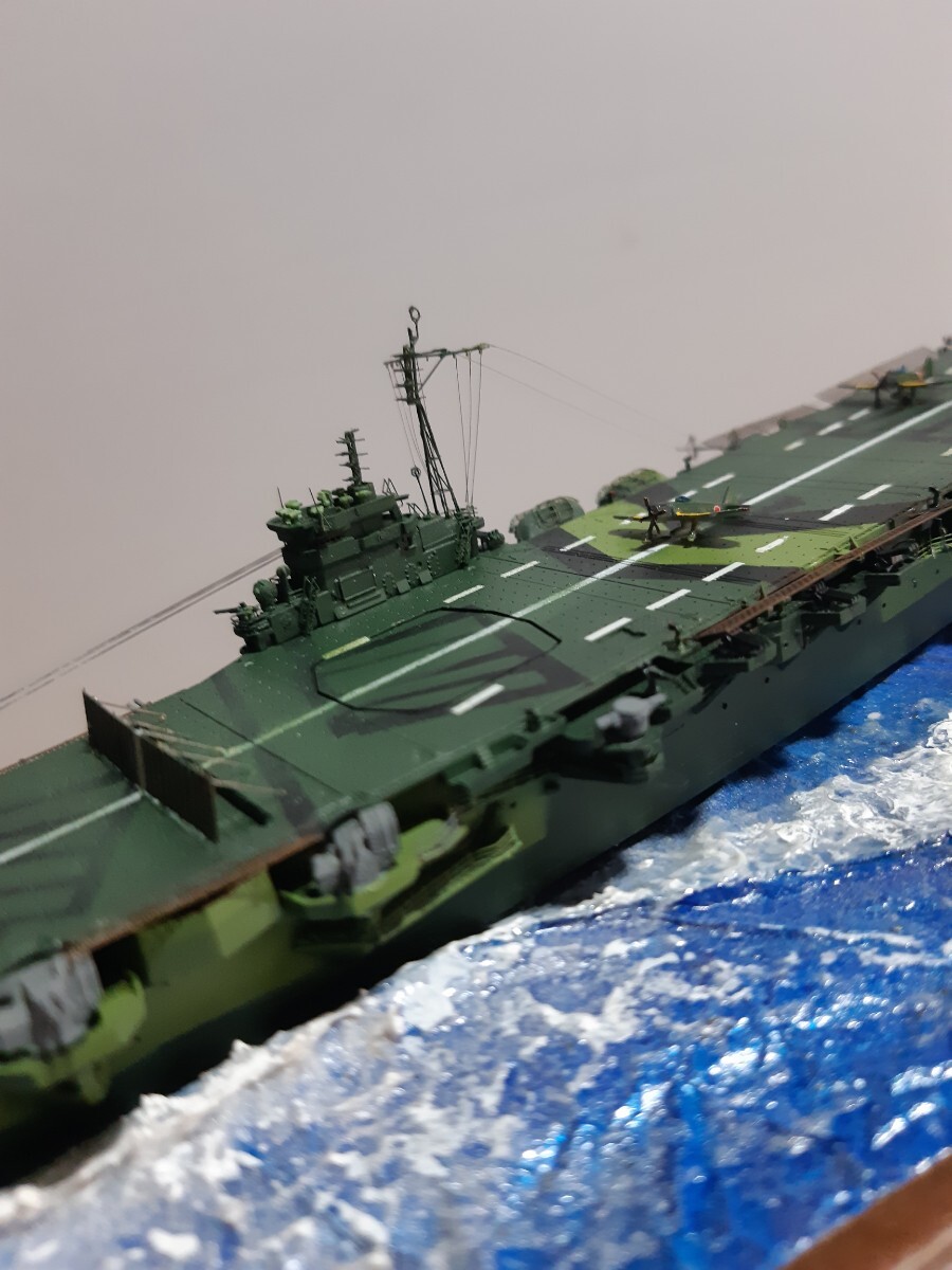 フジミ　1/700　特シリーズNo.82　日本海軍航空母艦「葛城」精密模型完成品「烈風」搭載