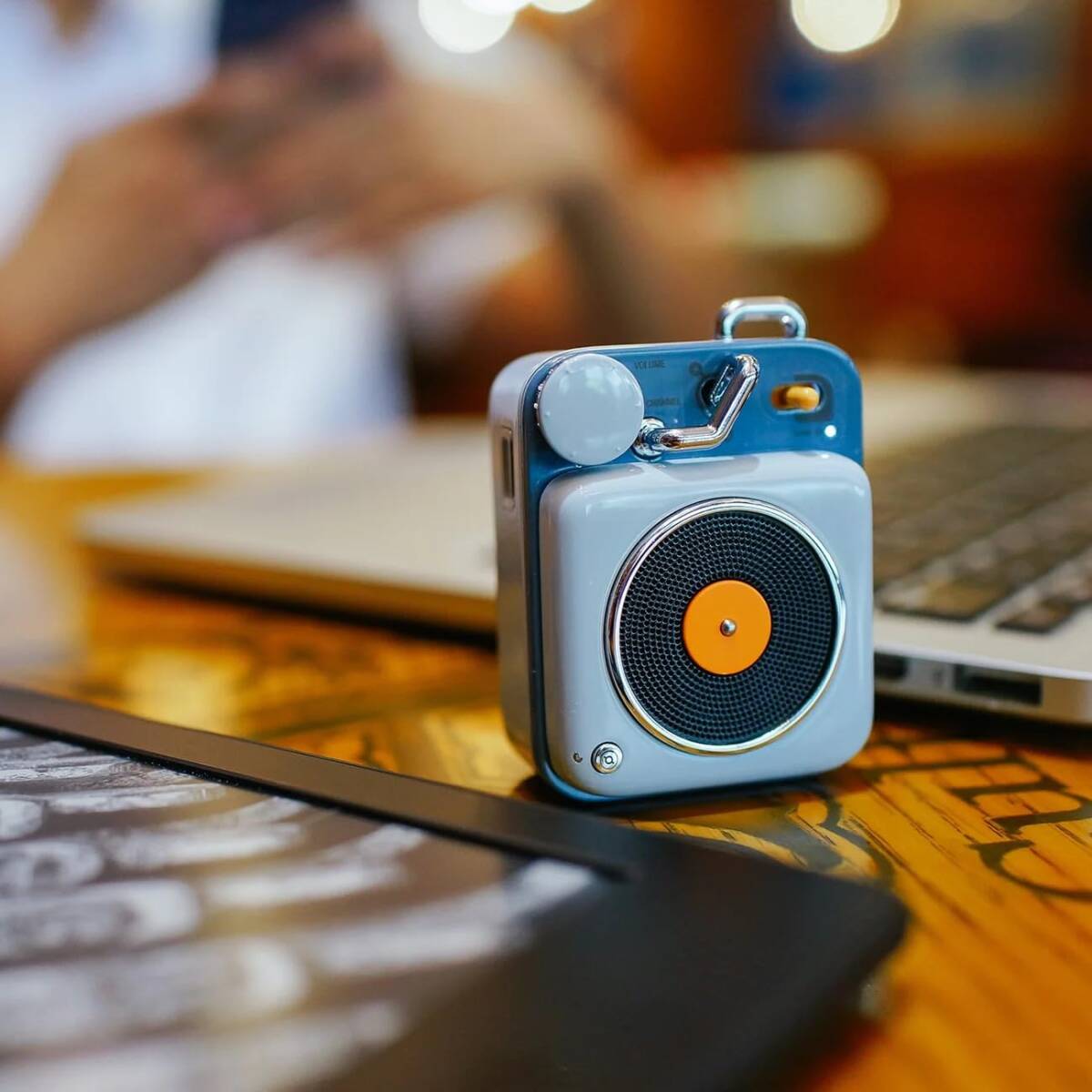 ☆ポップでキュートな超小型Bluetoothスピーカー ブルー 新登場 ☆ポップでキュートな超小型Bluetoothスピーカー ブルー 新登場
