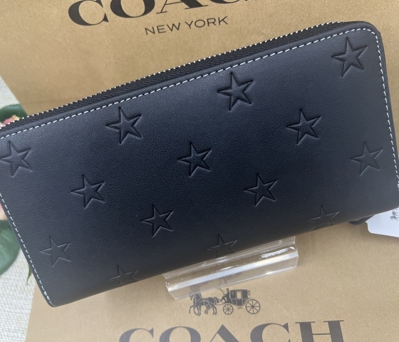 COACH 長財布コーチ財布 新品未使用 黒 ロング ジップ COACH 長財布コーチ財布 新品未使用 黒 ロング ジップ