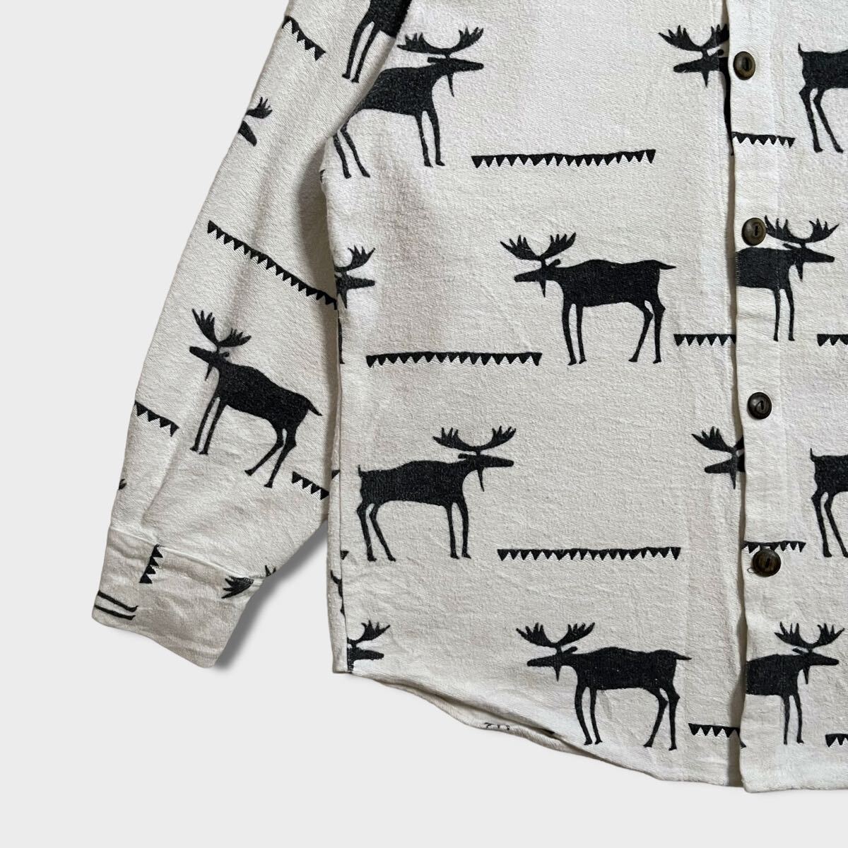 美品】ヴィンテージ トナカイ 長袖シャツ 鹿 動物 SIENA UOMO 美品】ヴィンテージ トナカイ 長袖シャツ 鹿 動物 SIENA UOMO