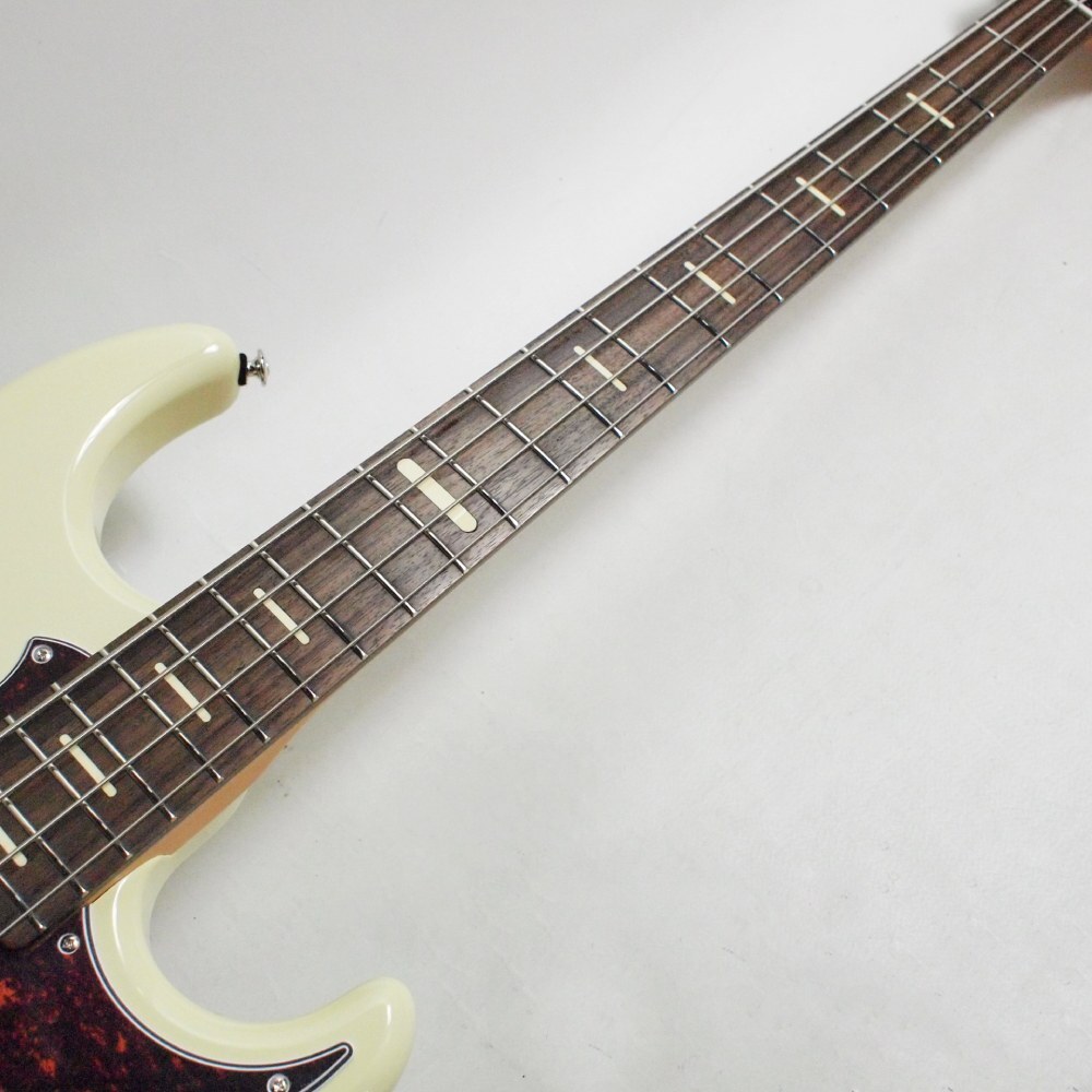 YAMAHA BBP34 VW ビンテージホワイト エレキベース 4.18kg〈ヤマハ Made in Japan〉