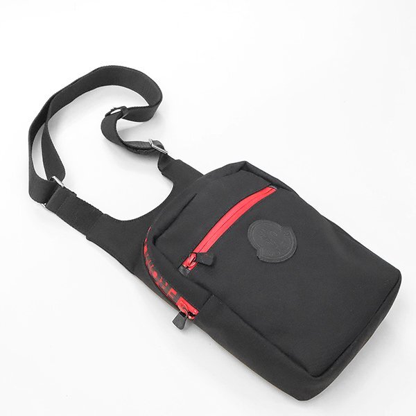MONCLER ◆ PASCAL BOLSA ショルダーバッグ 黒 ナイロン ファスナーロゴ 斜め掛け可 ユニセックス モンクレール ◆ES15